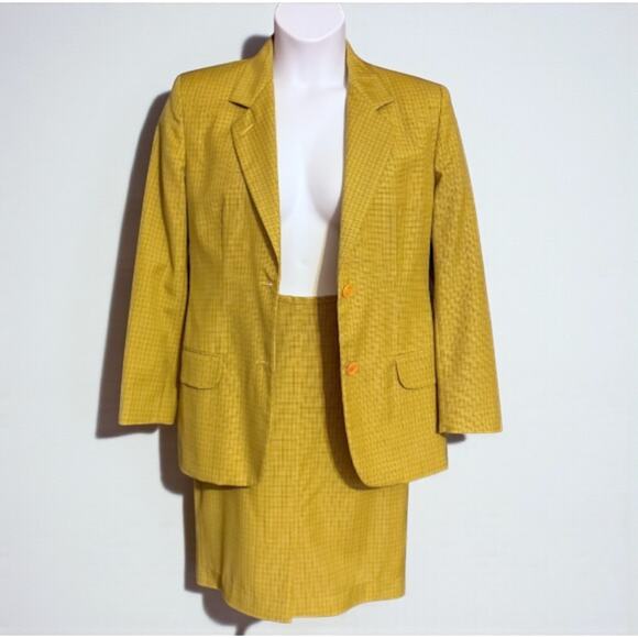 90s Gerani Italian Wool Skirt Suit Size M Saffron Yellow Retro Preppy Minimalist - Picture 2 of 13